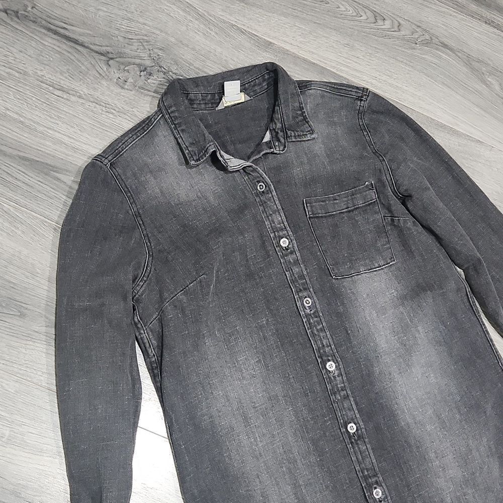 Naturals Raw Hem Black Washed Denim Dress - Picture 3 of 9